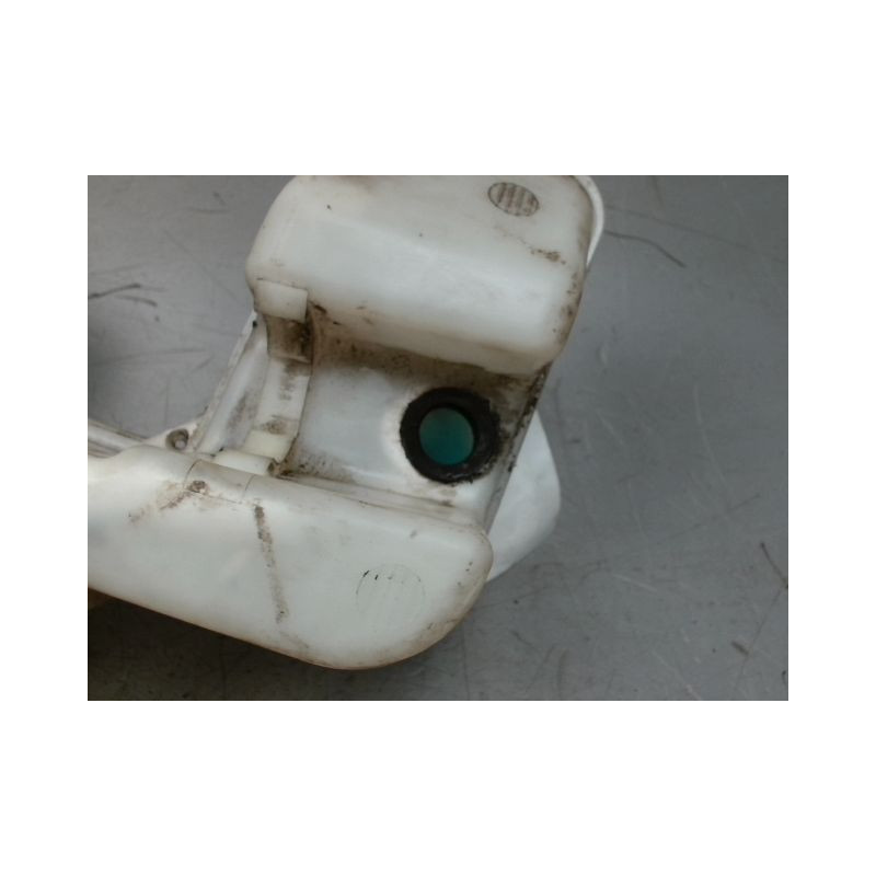 RESERVOIR LAVE-GLACE AVANT PEUGEOT 308 2007-