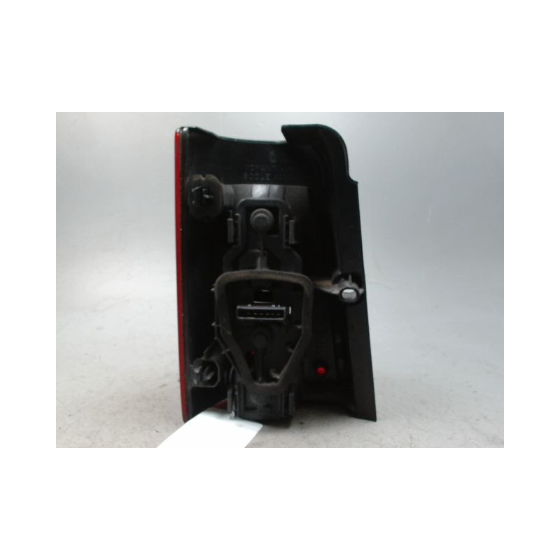 FEU ARRIERE DROIT PEUGEOT PARTNER FGT 2002-