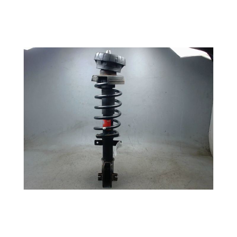 AMORTISSEUR AVANT GAUCHE RENAULT TRAFIC