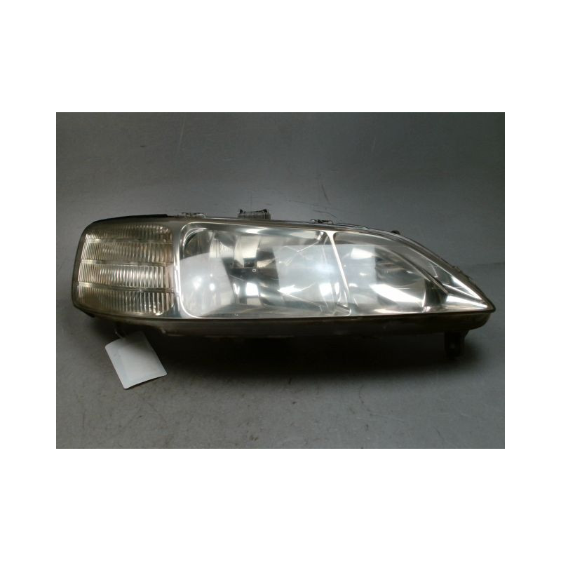 PHARE DROIT HONDA ACCORD 99-2001