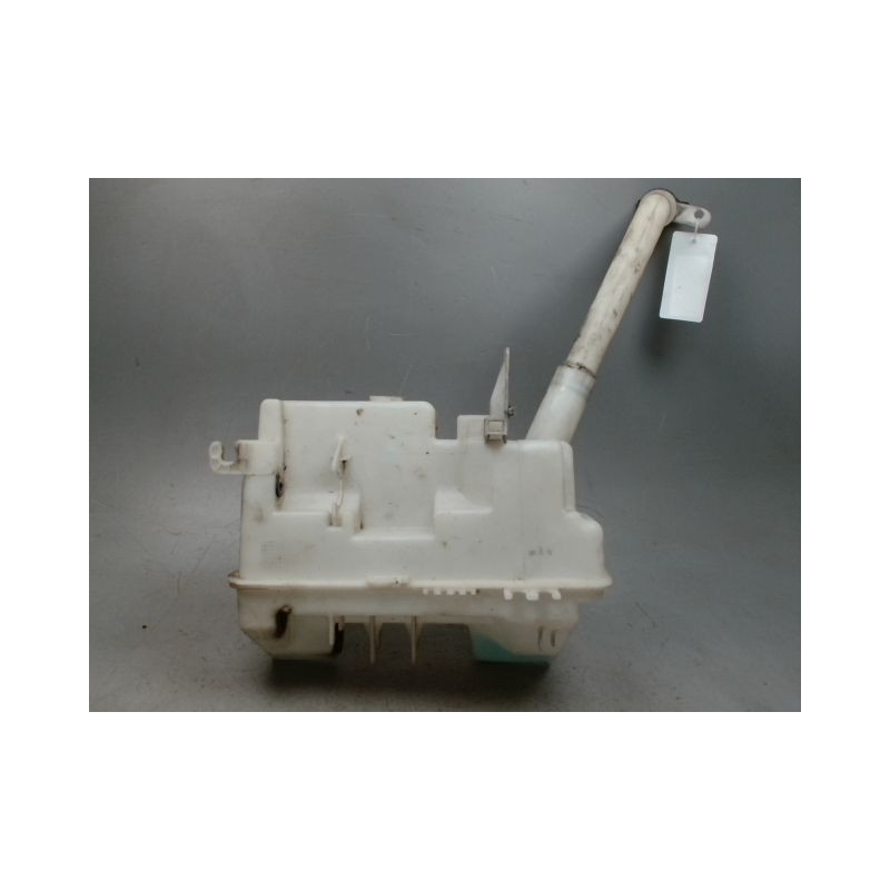 RESERVOIR LAVE-GLACE AVANT CHEVROLET CAPTIVA