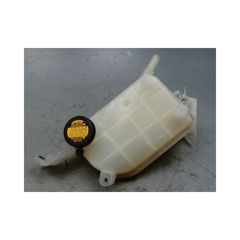 VASE EXPANSION TOYOTA AURIS