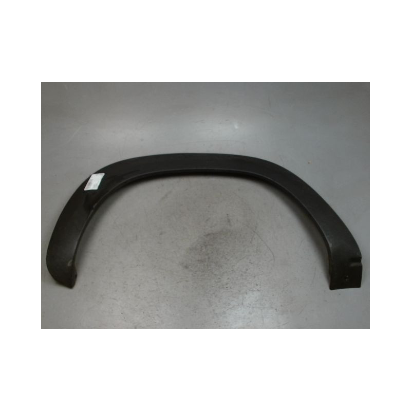 ELARGISSEUR AILE ARRIERE DROIT DACIA SPRING