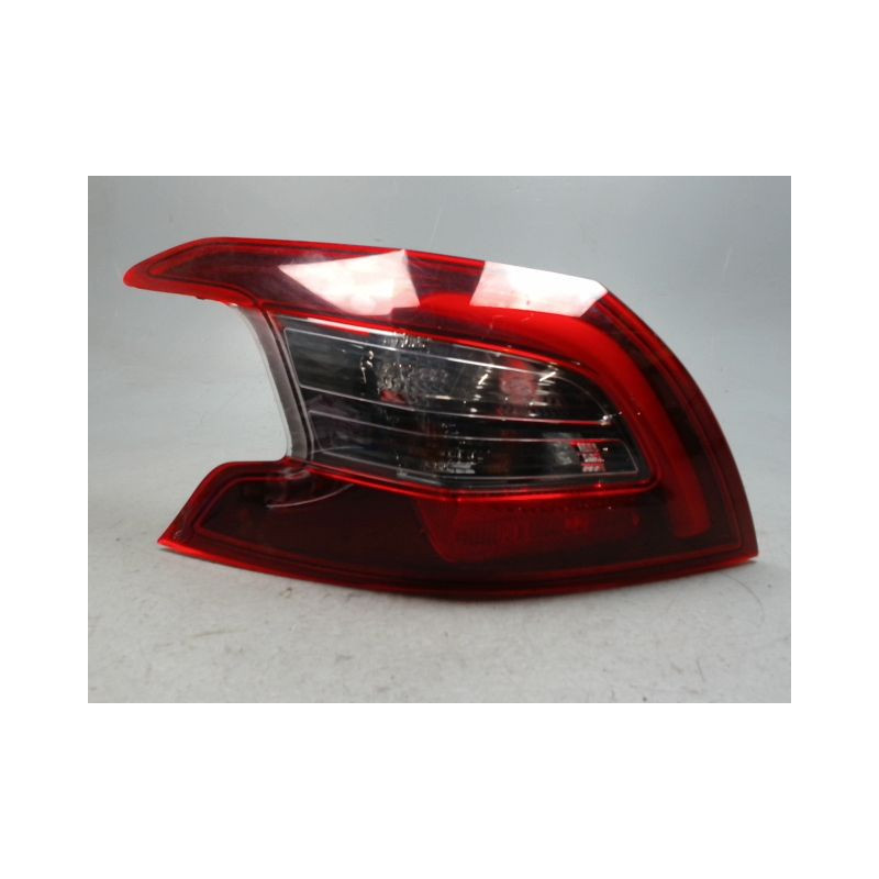 FEU ARRIERE GAUCHE  PEUGEOT 308