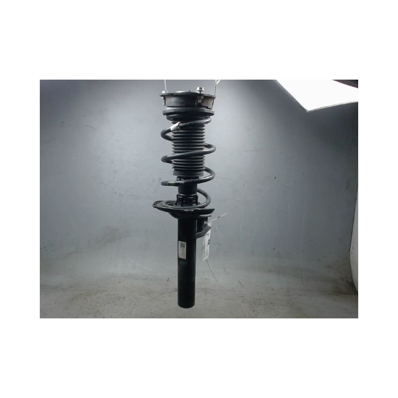 AMORTISSEUR AVANT DROIT VOLKSWAGEN GOLF