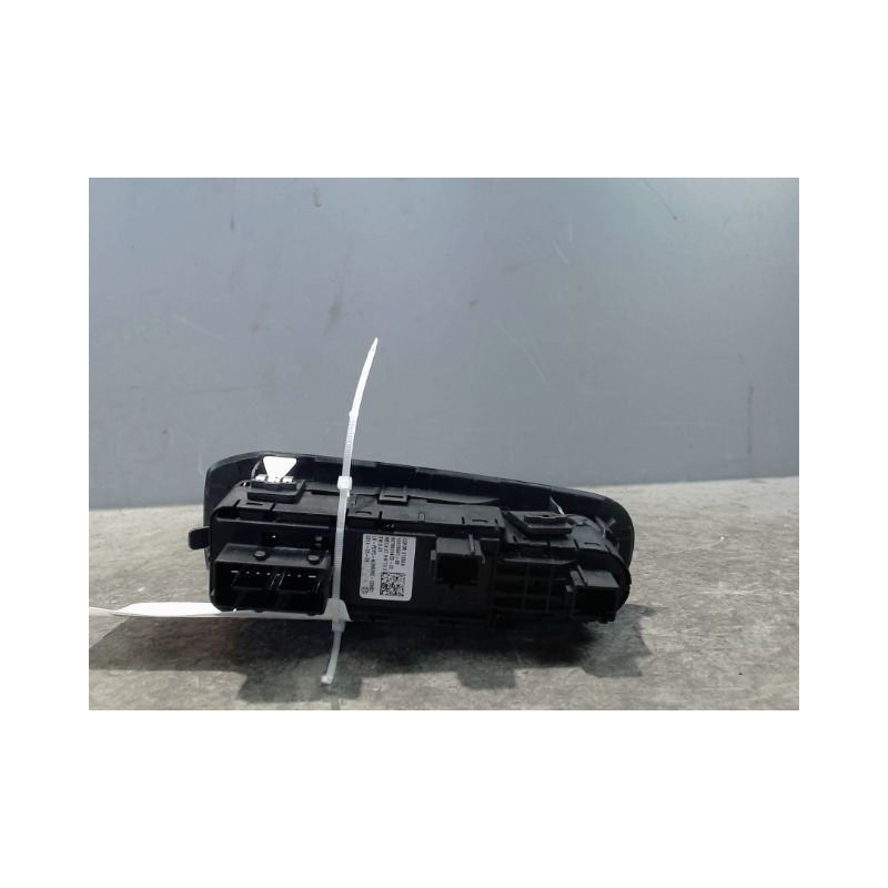 COMMANDE LEVE-GLACE PORTE AVG PEUGEOT 308 2011-