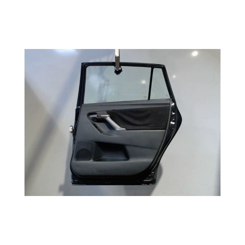 PORTE ARRIERE DROIT TOYOTA VERSO 2010-