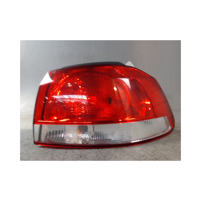 FEU ARRIERE DROIT VOLKSWAGEN GOLF VI 2008-