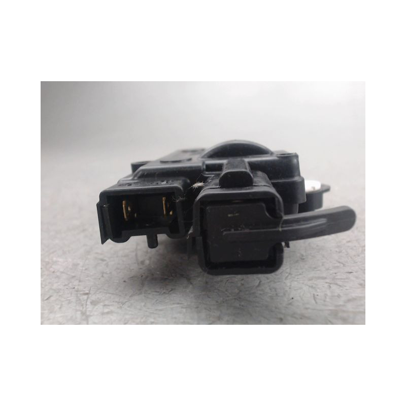 ACTIONNEUR TRAPPE CARBURANT RENAULT CAPTUR