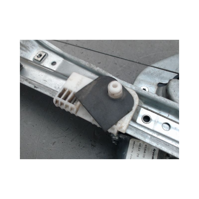 MECANISME LEVE-GLACE ARRIERE GAUCHE RENAULT CLIO