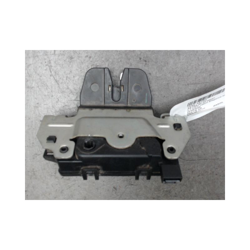 SERRURE HAYON  OPEL ASTRA 2004-