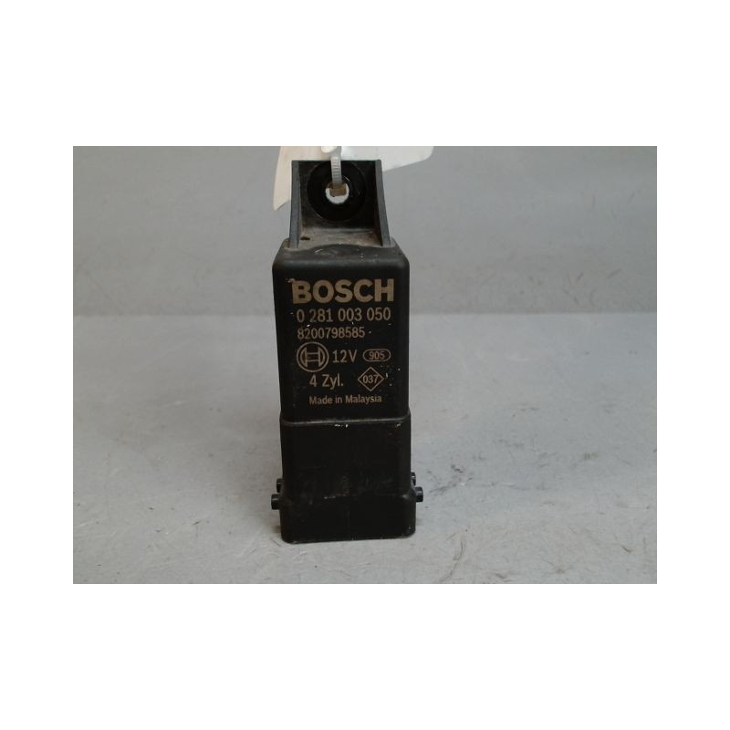 BOITIER DE PRECHAUFFAGE RENAULT MEGANE