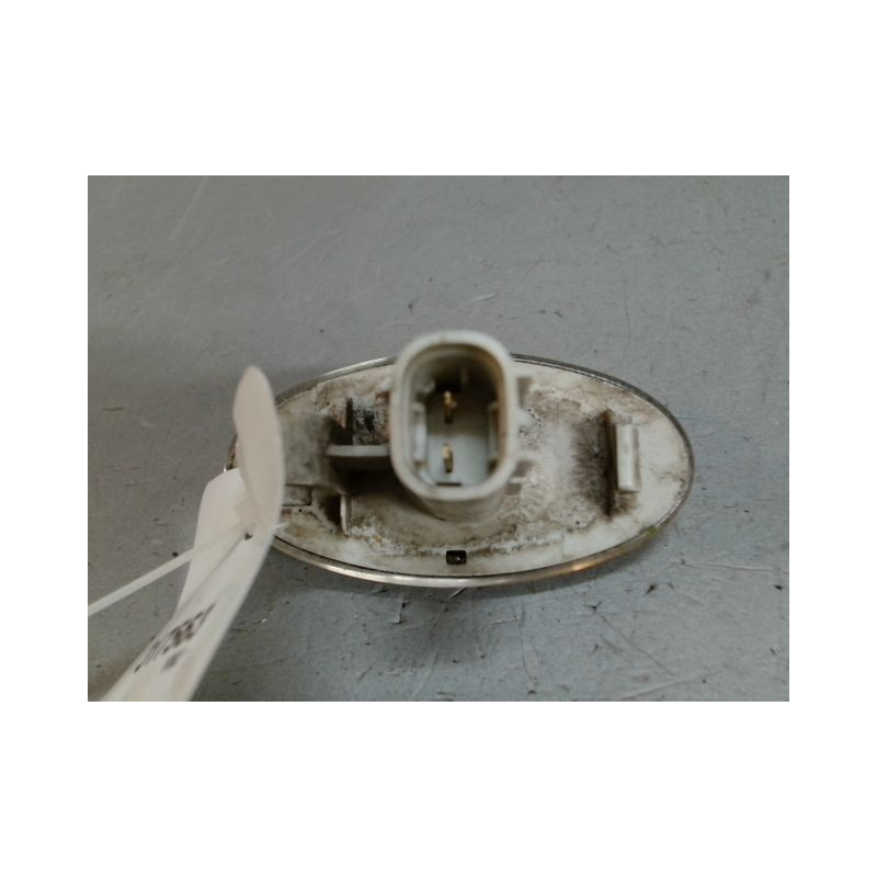 REPETITEUR AILE DROIT SUZUKI SWIFT