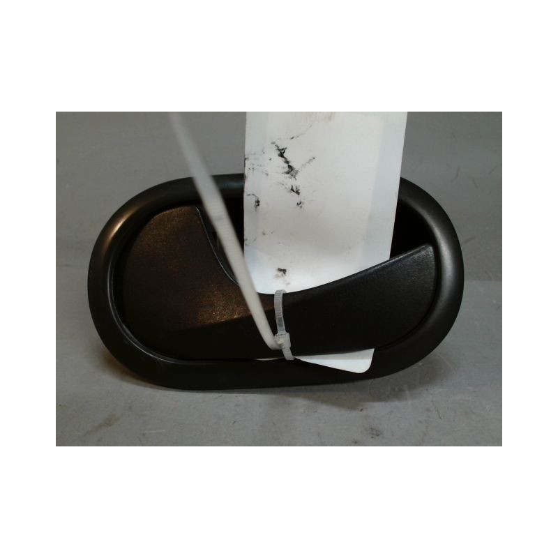 POIGNEE INTERIEURE PORTE AVANT GAUCHE MERCEDES CITAN