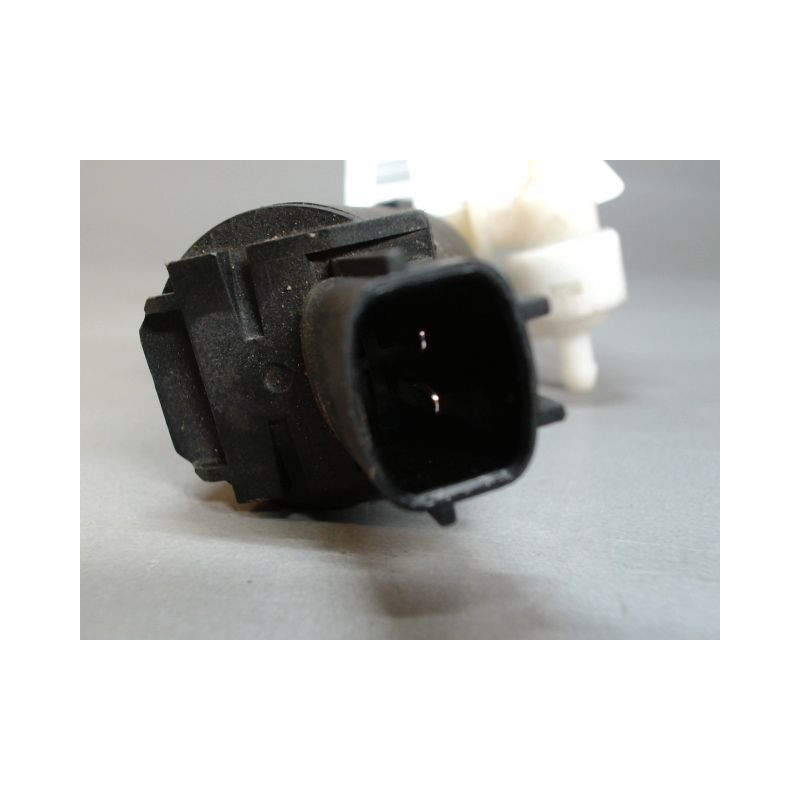 POMPE LAVE-GLACE AVANT DACIA SPRING