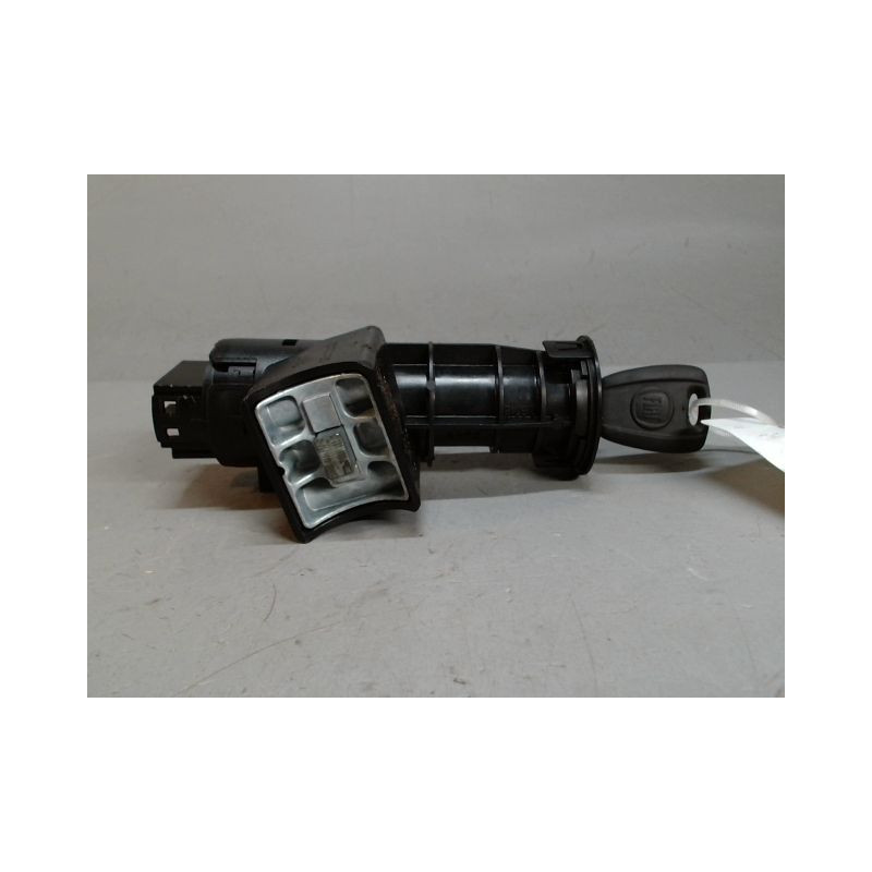 ANTIVOL DE DIRECTION FIAT PUNTO 2003-