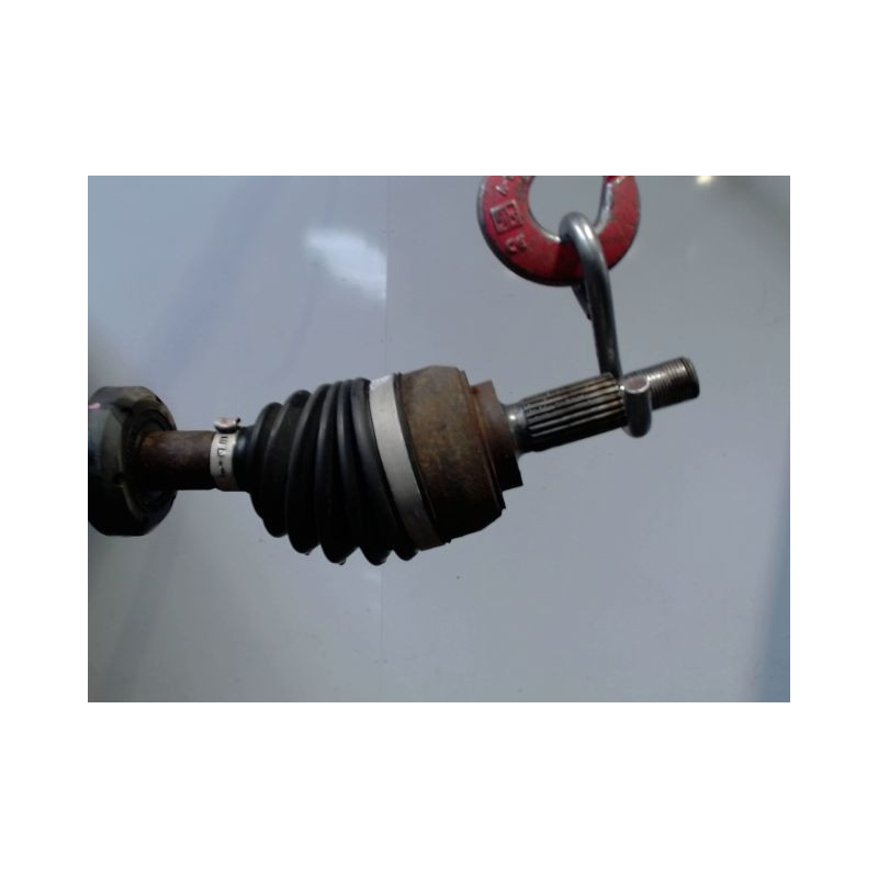 TRANSMISSION AVANT GAUCHE RENAULT TWINGO 2 2010- 1.5 dCi 75
