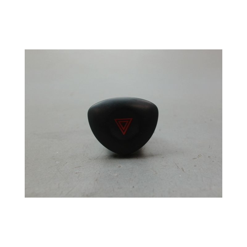BOUTON DE WARNING RENAULT CLIO CAMPUS II Phase 1 2006-2009