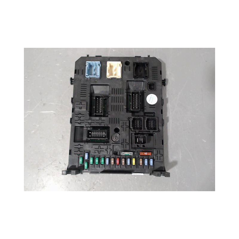 BOITIER GESTION HABITACLE PEUGEOT 308