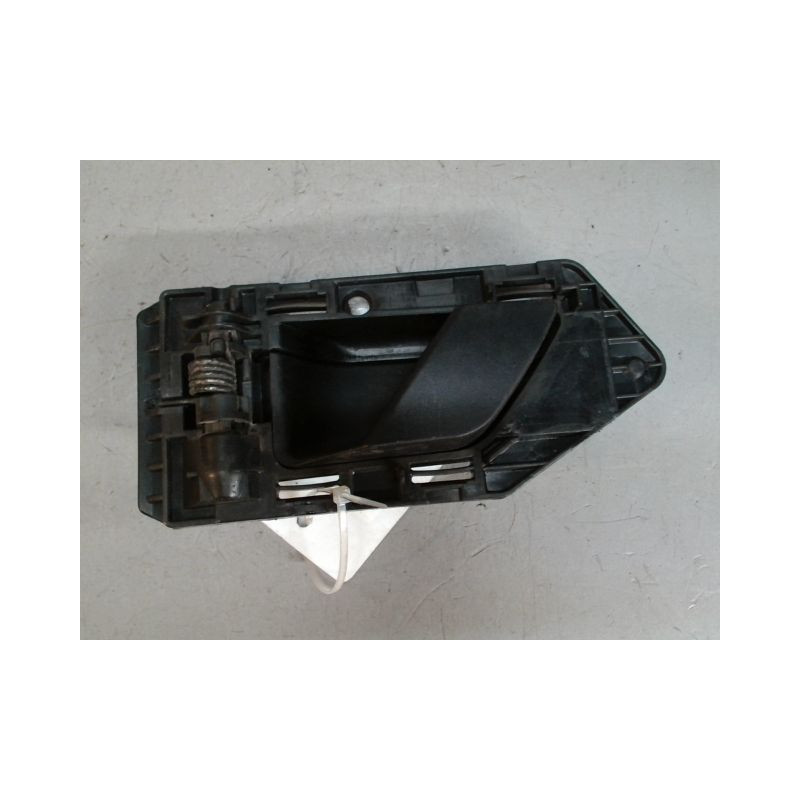 POIGNEE INTERIEURE PORTE AVANT GAUCHE CITROEN BERLINGO BREAK -2002