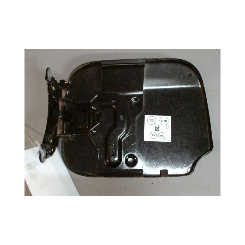 VOLET DE TRAPPE CARBURANT DACIA SANDERO