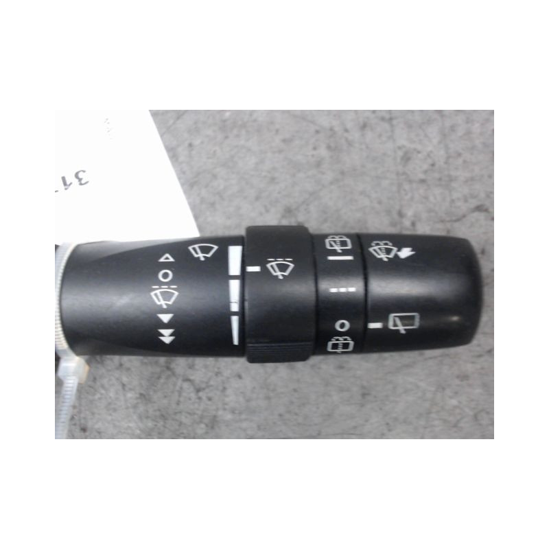 COMMANDE ESSUIE GLACE TOYOTA AURIS 2010-