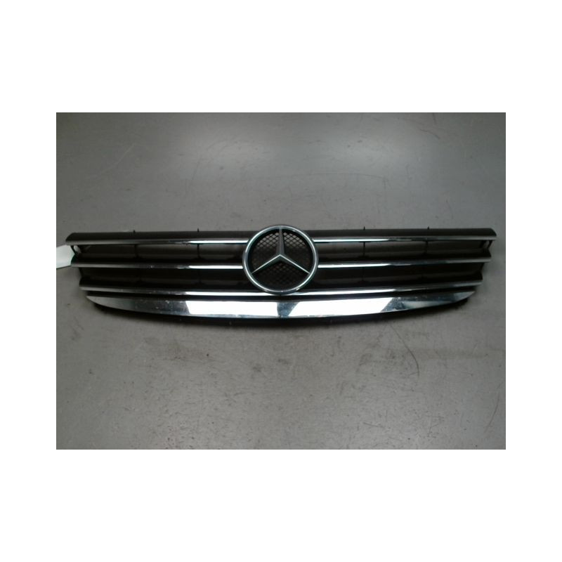 CALANDRE MERCEDES CLASSE A 3P