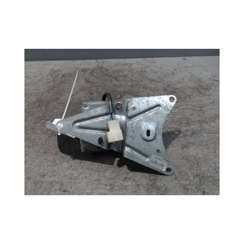 MOTEUR ESSUIE-GLACE ARRIERE RENAULT TWINGO PH.3 2000-2007