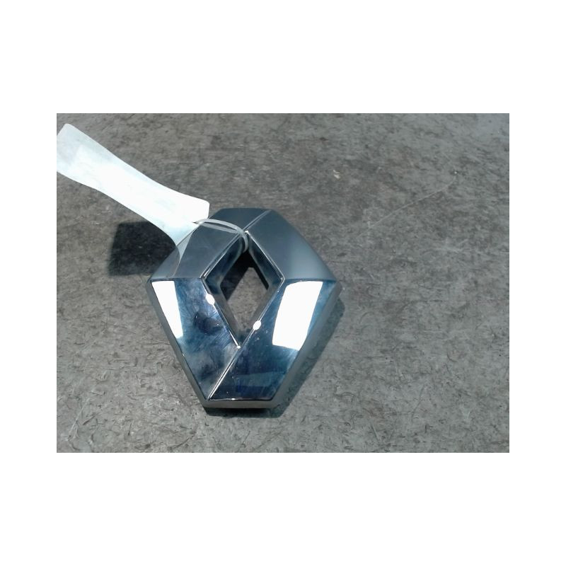 SIGLE CALANDRE RENAULT TWINGO 2 2010-