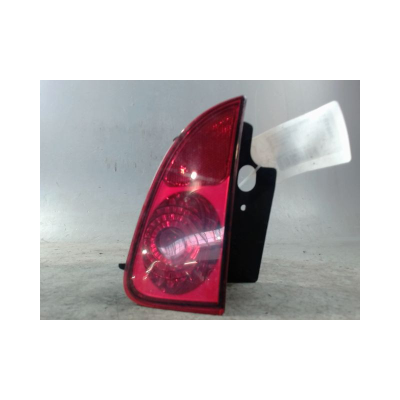 FEU BROUILLARD ARRIERE DROIT RENAULT ESPACE 2002-