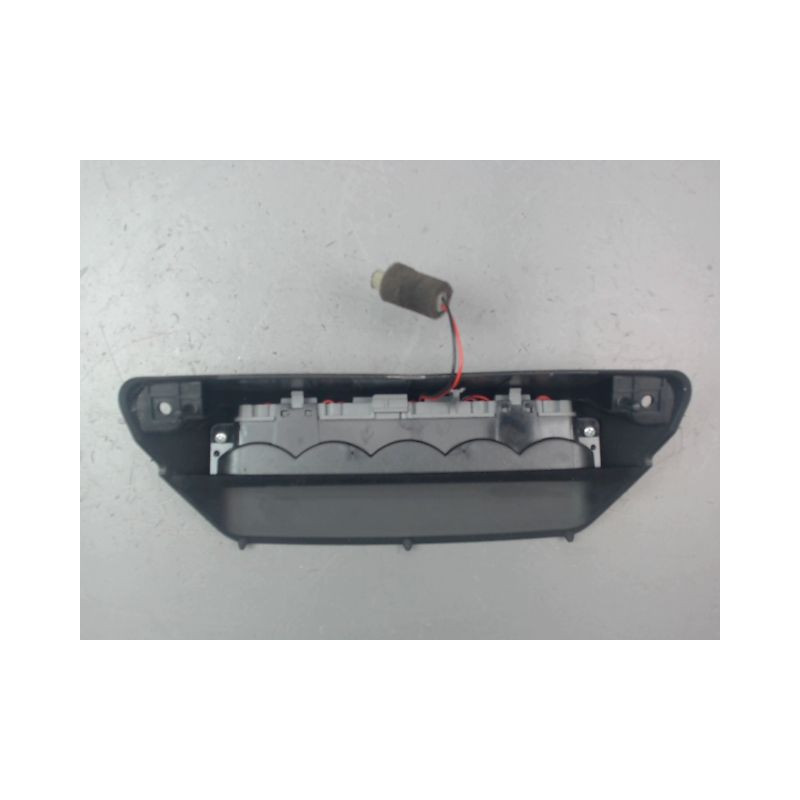 FEUX STOP SUPPLEMENTAIRE CHEVROLET SPARK Phase 1 2010-2012