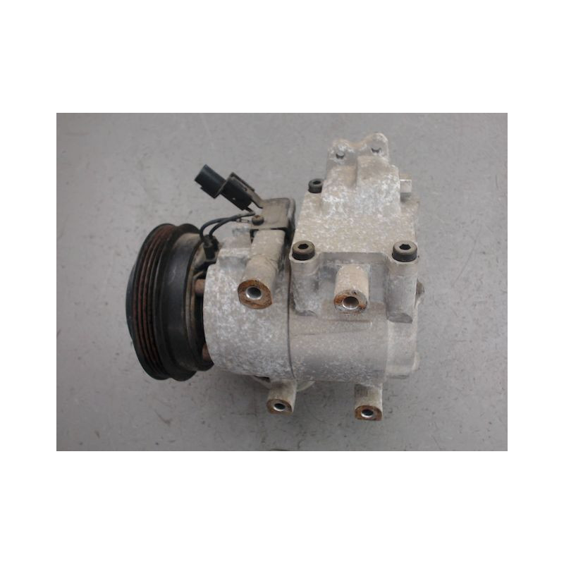 COMPRESSEUR AIR CONDITIONNE HYUNDAI COUPE