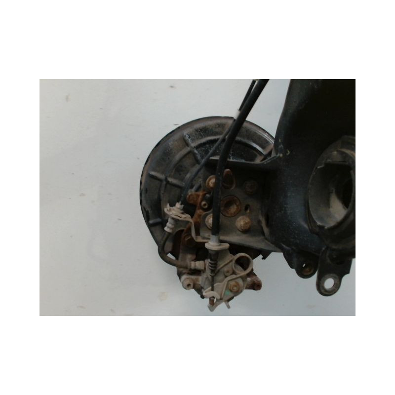 TRAIN ARRIERE OPEL CORSA