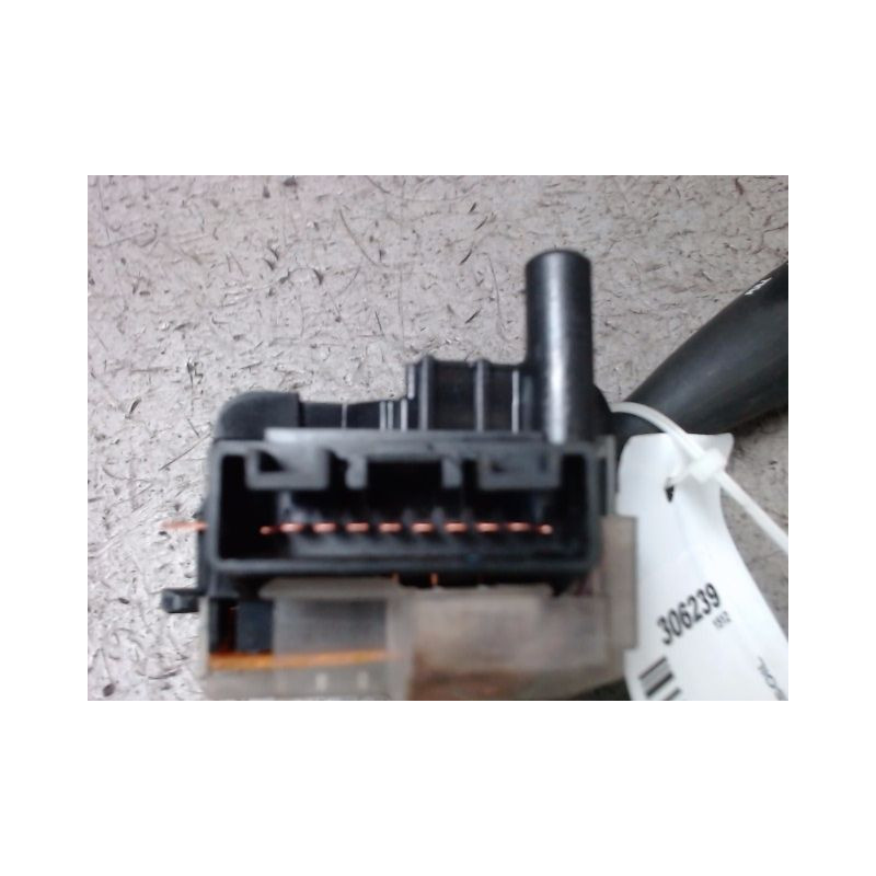 COMMANDE ESSUIE GLACE TOYOTA RAV4 2000-