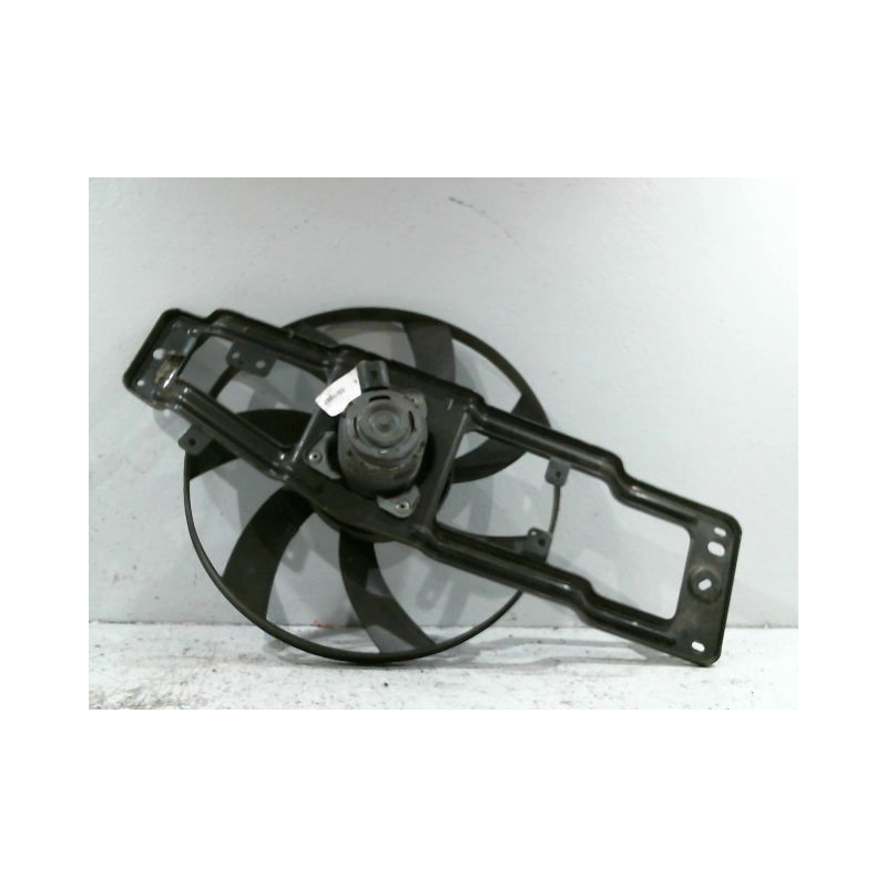 VENTILATEUR DE REFROIDISSEMENT RENAULT TWINGO 93-98