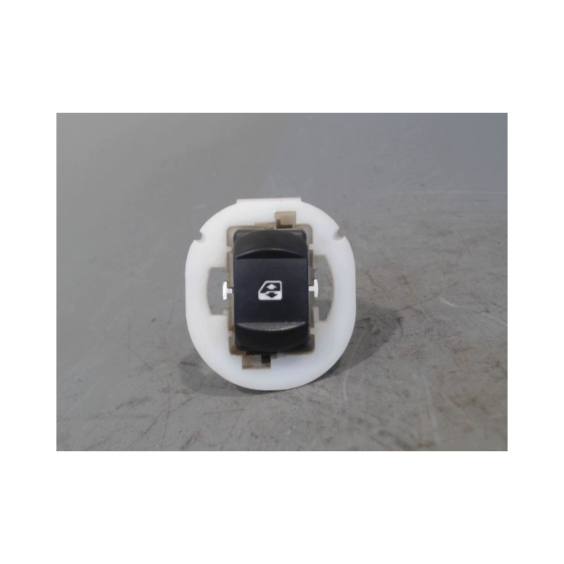 COMMANDE LEVE-GLACE PORTE AVG RENAULT CLIO III 2009-
