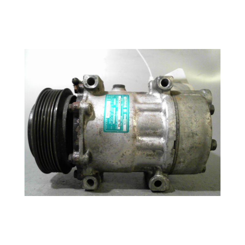 COMPRESSEUR AIR CONDITIONNE RENAULT LAGUNA 98-2000