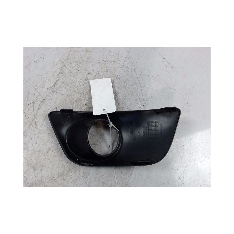 OBTURATEUR PHARE ADDITIONNEL PARE-CHOC AVD DACIA SANDERO 2008-