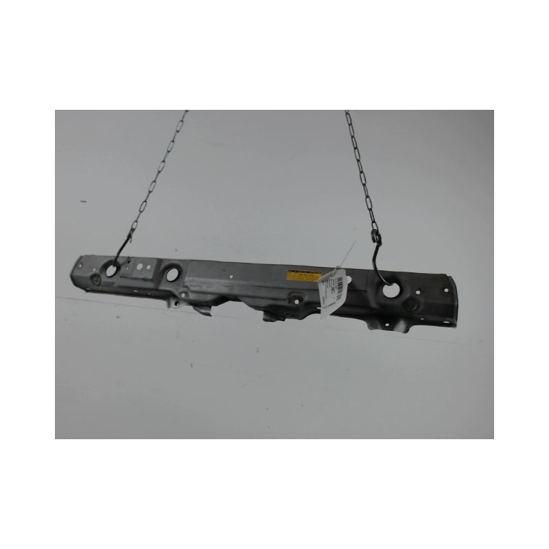 TRAVERSE SUPERIEURE ARMATURE AVANT TOYOTA YARIS -2003