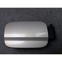 VOLET DE TRAPPE CARBURANT