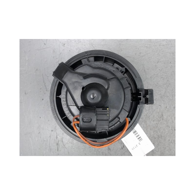 MOTEUR VENTILATEUR CHAUFFAGE DACIA SANDERO
