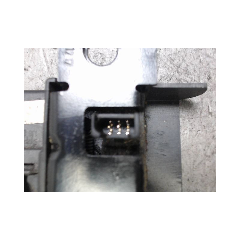 SERRURE HAYON  VOLKSWAGEN GOLF IV 98-2004