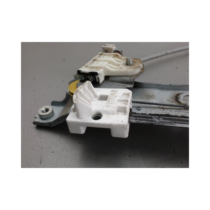 MECANISME LEVE-GLACE AVANT DROIT NISSAN X-TRAIL