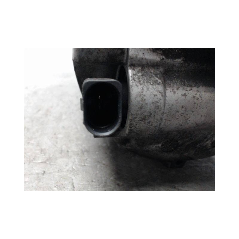 COMPRESSEUR AIR CONDITIONNE VOLKSWAGEN CADDY COMBI