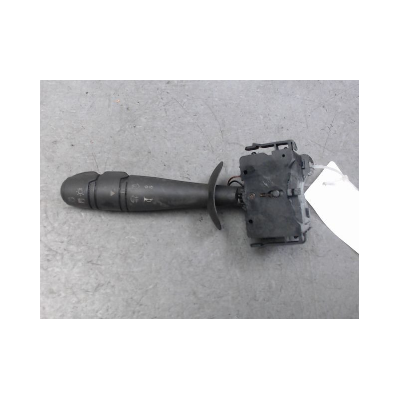 COMMANDE CLIGNOTANT RENAULT TWINGO 2 2007-