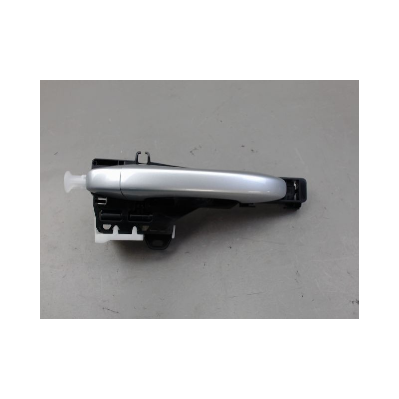 POIGNEE EXTERIEURE PORTE ARRIERE DROIT RENAULT CAPTUR