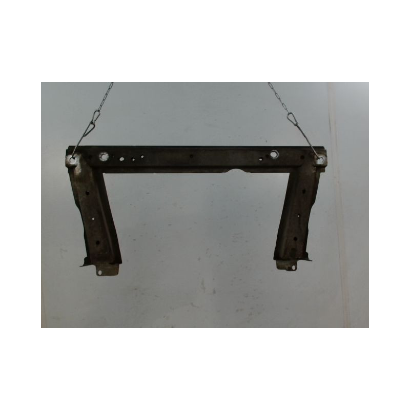 TRAVERSE INFERIEURE ARMATURE AVANT RENAULT MEGANE