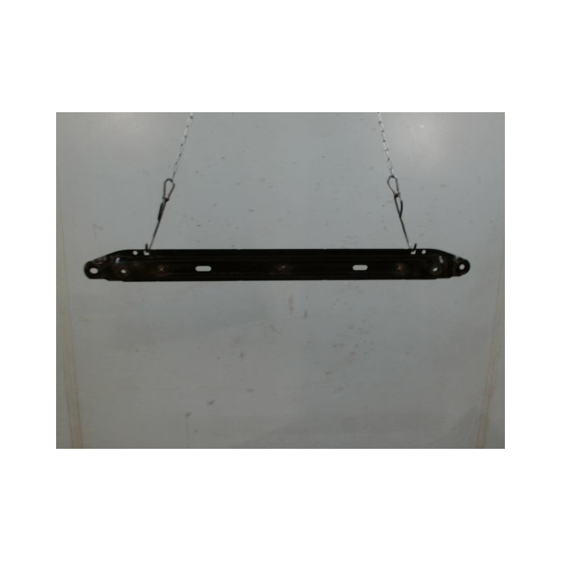 TRAVERSE INFERIEURE ARMATURE AVANT PEUGEOT 5008