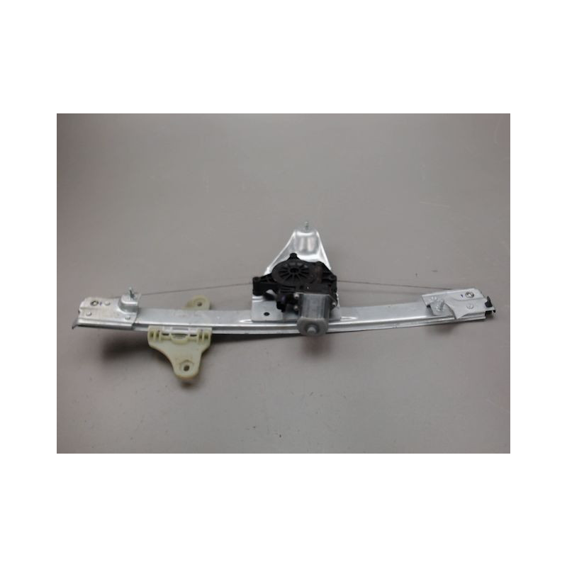 MECANISME LEVE-GLACE AVANT DROIT DACIA DUSTER