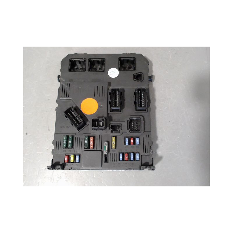 BOITIER GESTION HABITACLE PEUGEOT 206